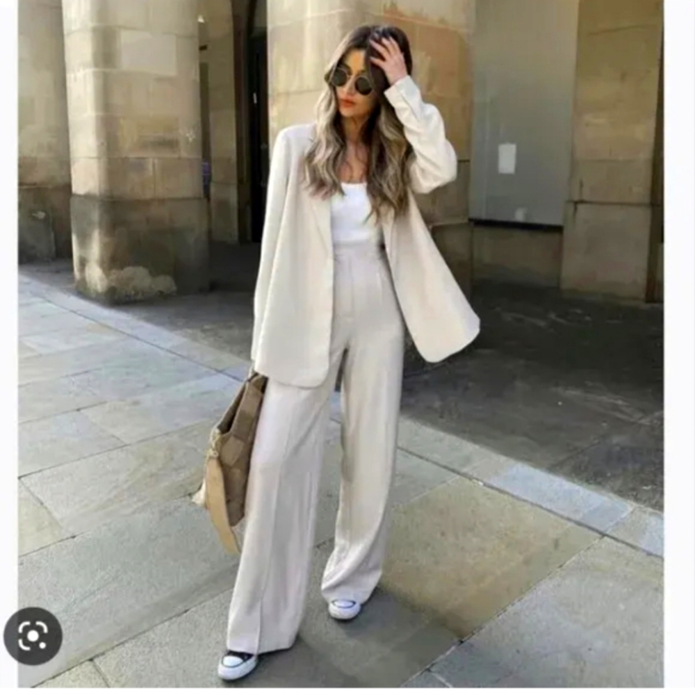 Zara Satin Effect  Straight Pants Cream Ivory M NWT